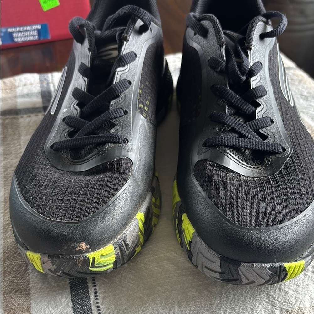 SALE!! Skechers Archfit Viper Court Pro pickleball shoes